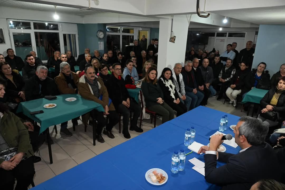 Vali Sezer&rsquo;den işsiz gen&ccedil;lere &ccedil;ağrı: &ldquo;Hepsi gelsin, biz yardımcı olalım"
