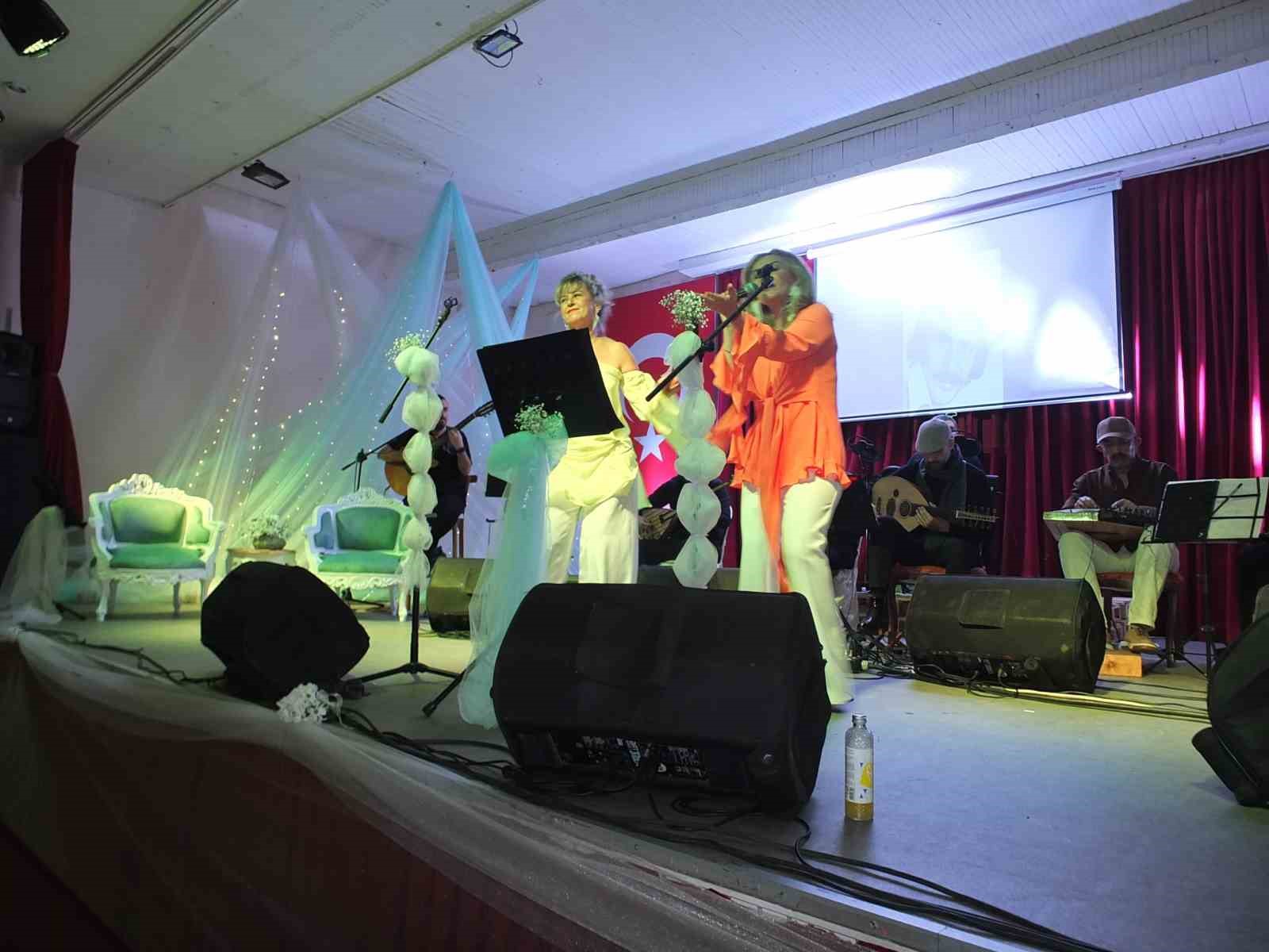 Bu konserin geliri &ouml;ğrencilere burs olacak
