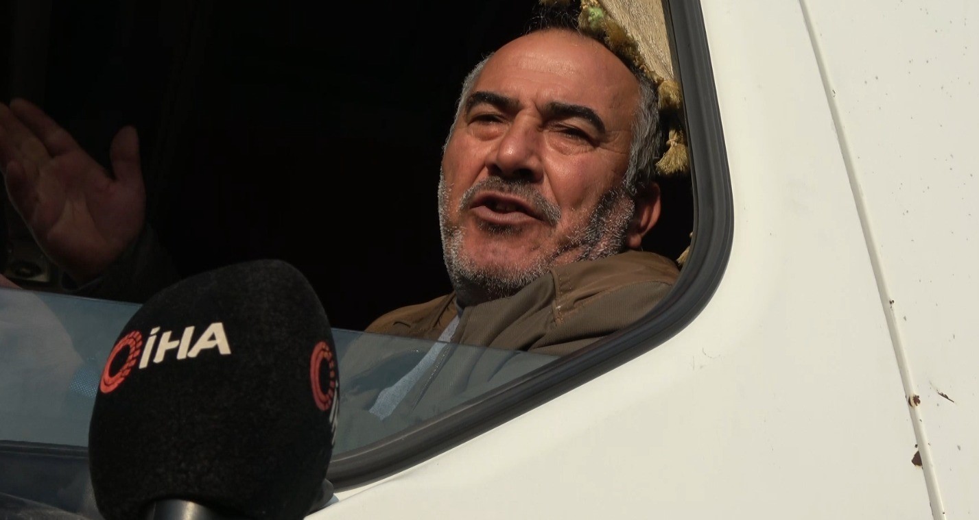 &Ouml;nc&uuml;pınar Sınır Kapısı&rsquo;nda kilometrelerce tır kuyruğu
