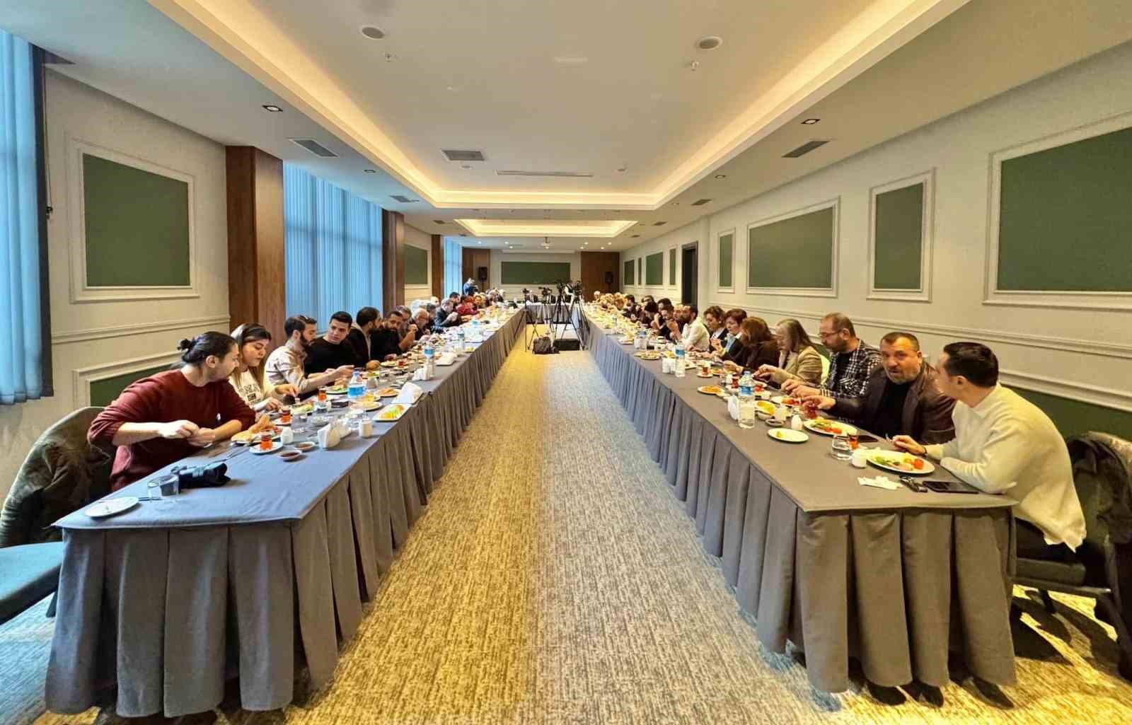 Başkan Ertemur; "9 ayda 1 milyar 250 milyonluk borcun 276 milyonunu &ouml;dedik&rdquo;
