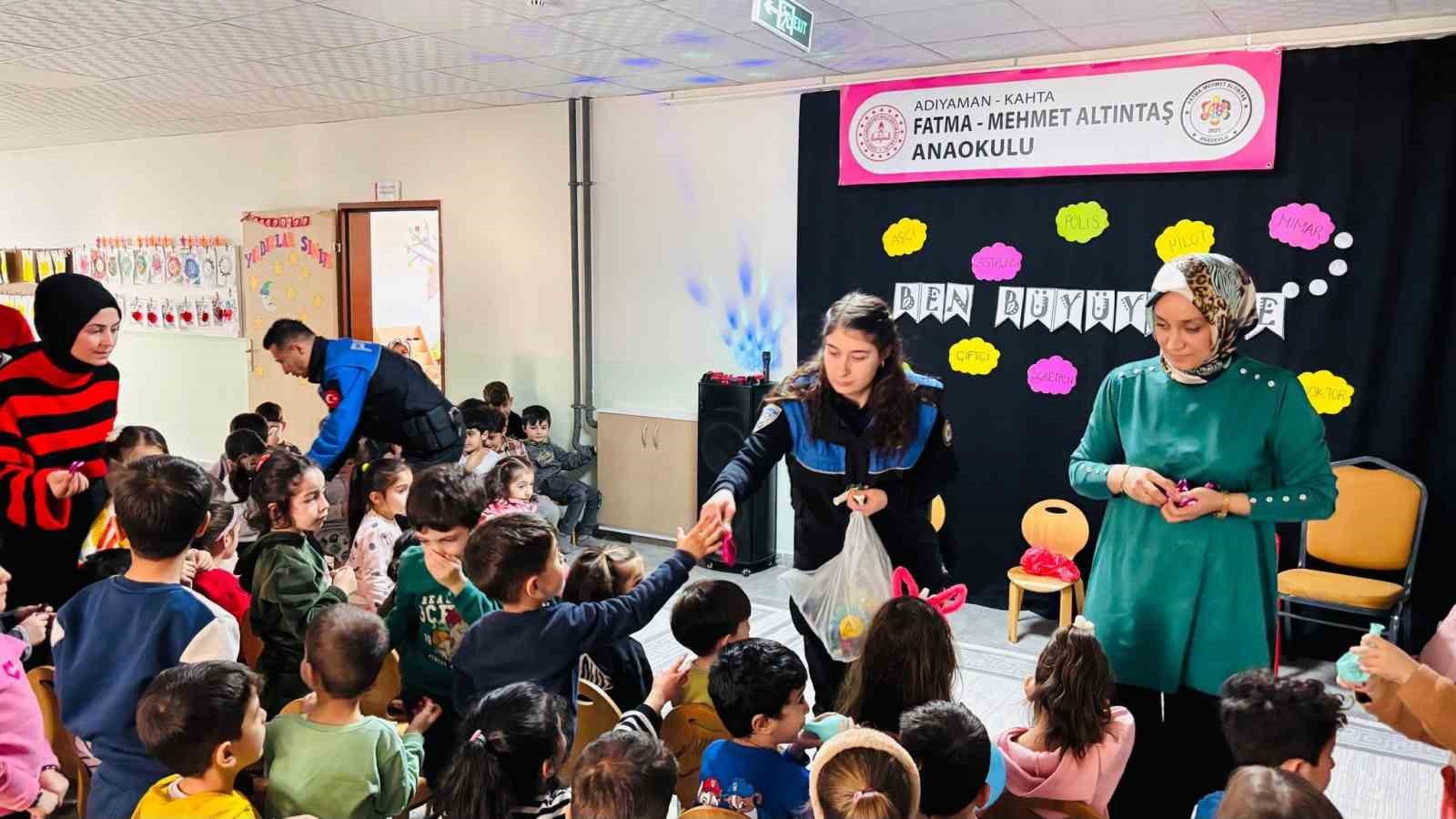 Anaokulu öğrencilerine polislik mesleği tanıtıldı