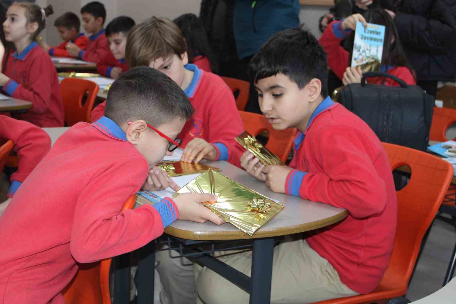 Aydın&rsquo;da 189 bin &ouml;ğrenci karne aldı
