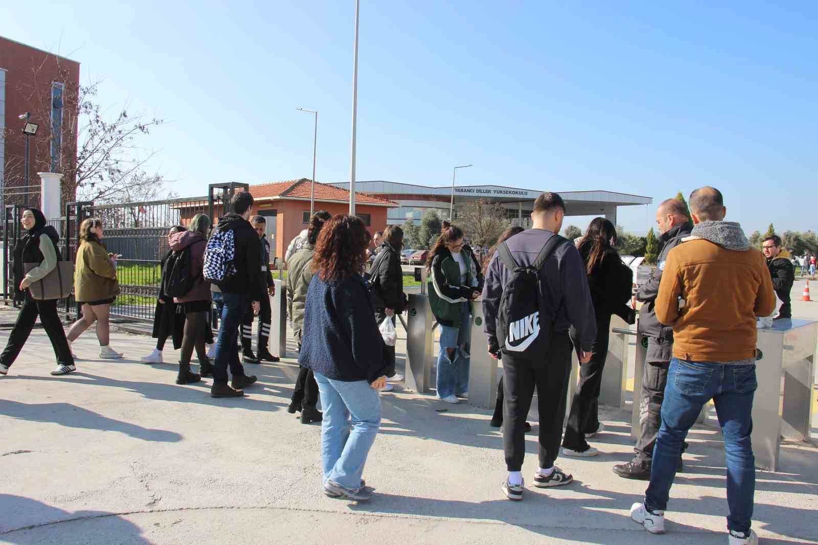 ADÜ kartlı geçiş uygulaması ile daha güvenli hale geldi
