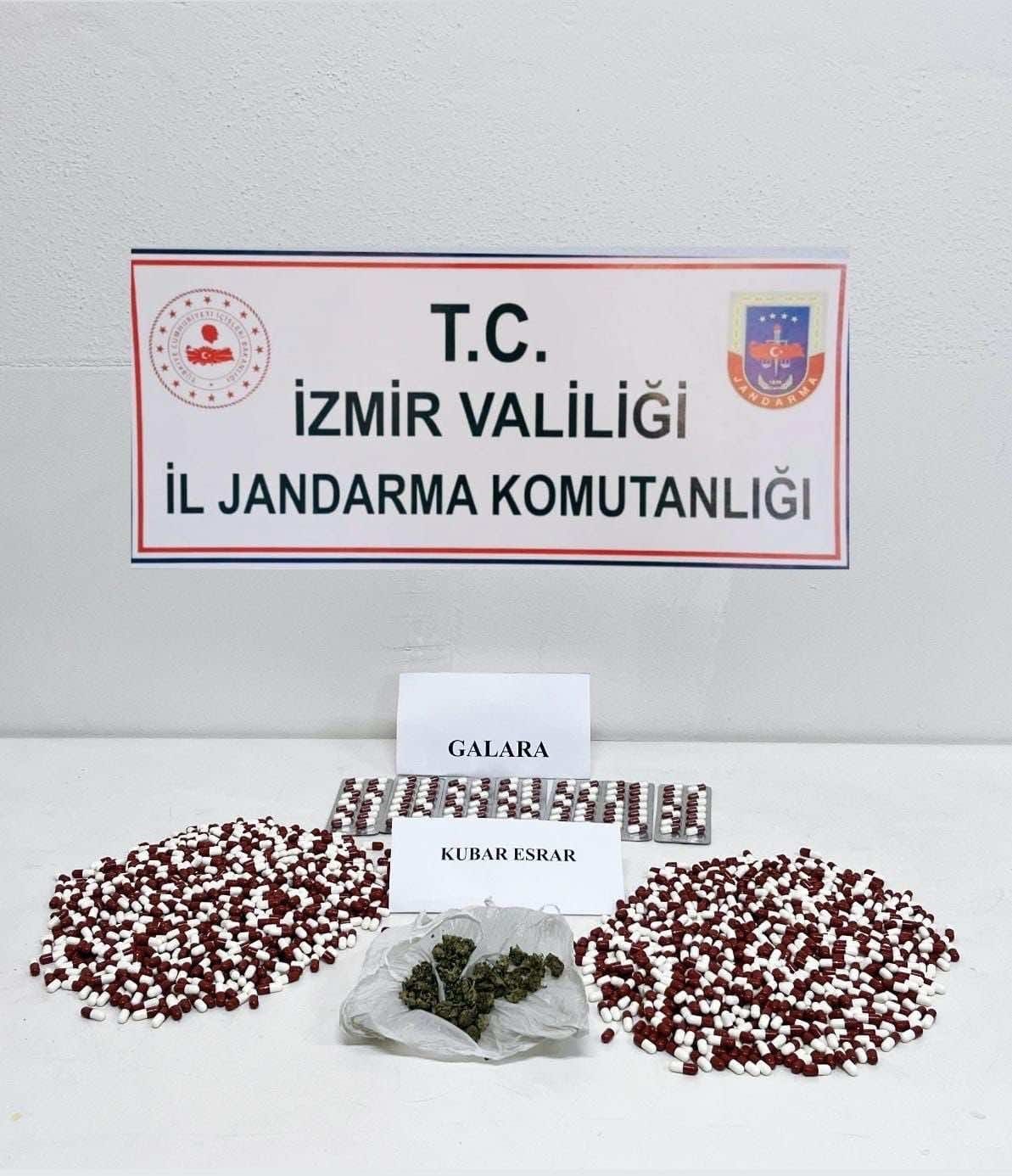 İzmir’de jandarmadan uyuşturucu tacirlerine operasyon
