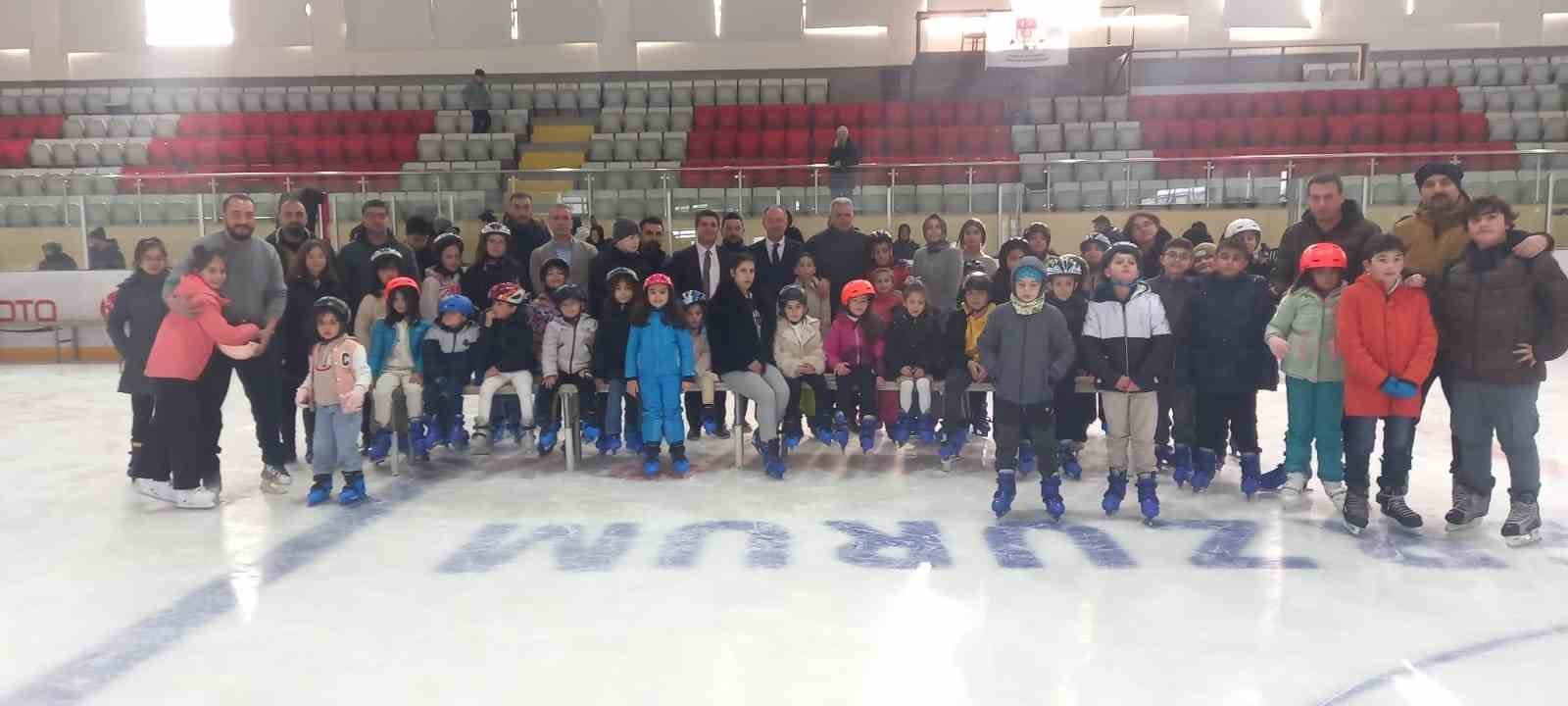 Erzurum GSİM’den karne hediyesi