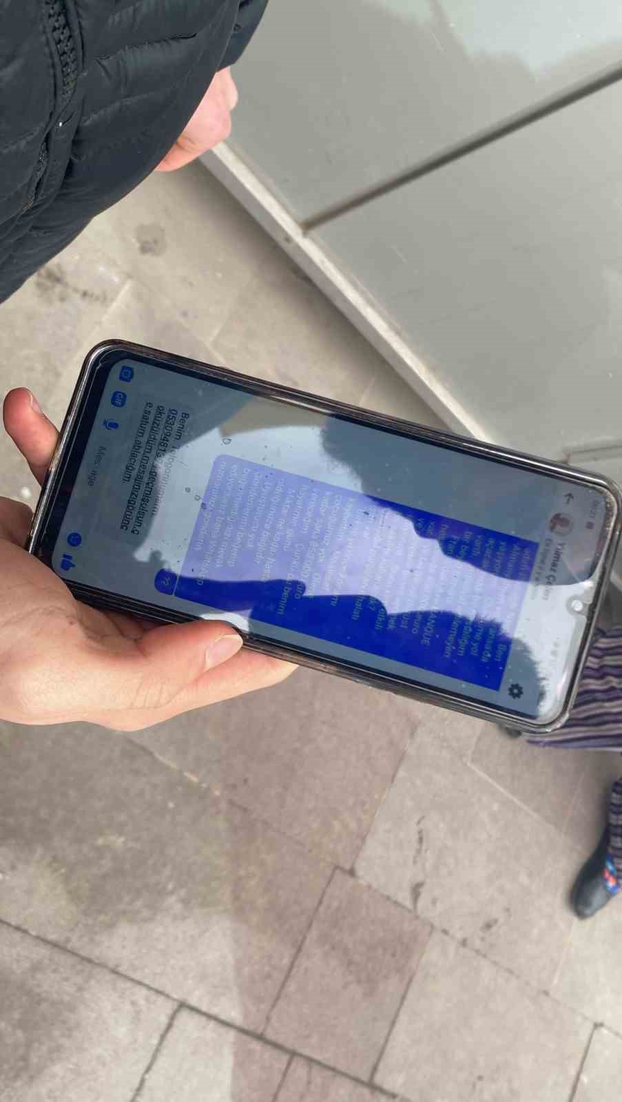 Sosyal medyadan tanıştığı kadına para kaptırmak &uuml;zereydi
