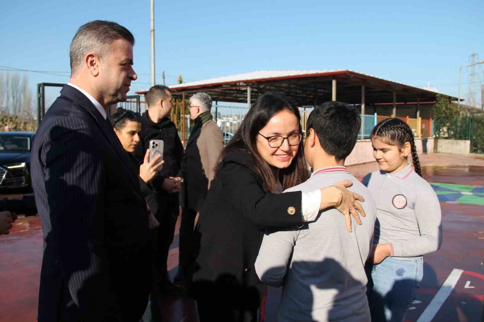 Yalova&rsquo;da yarıyıl karne t&ouml;reni
