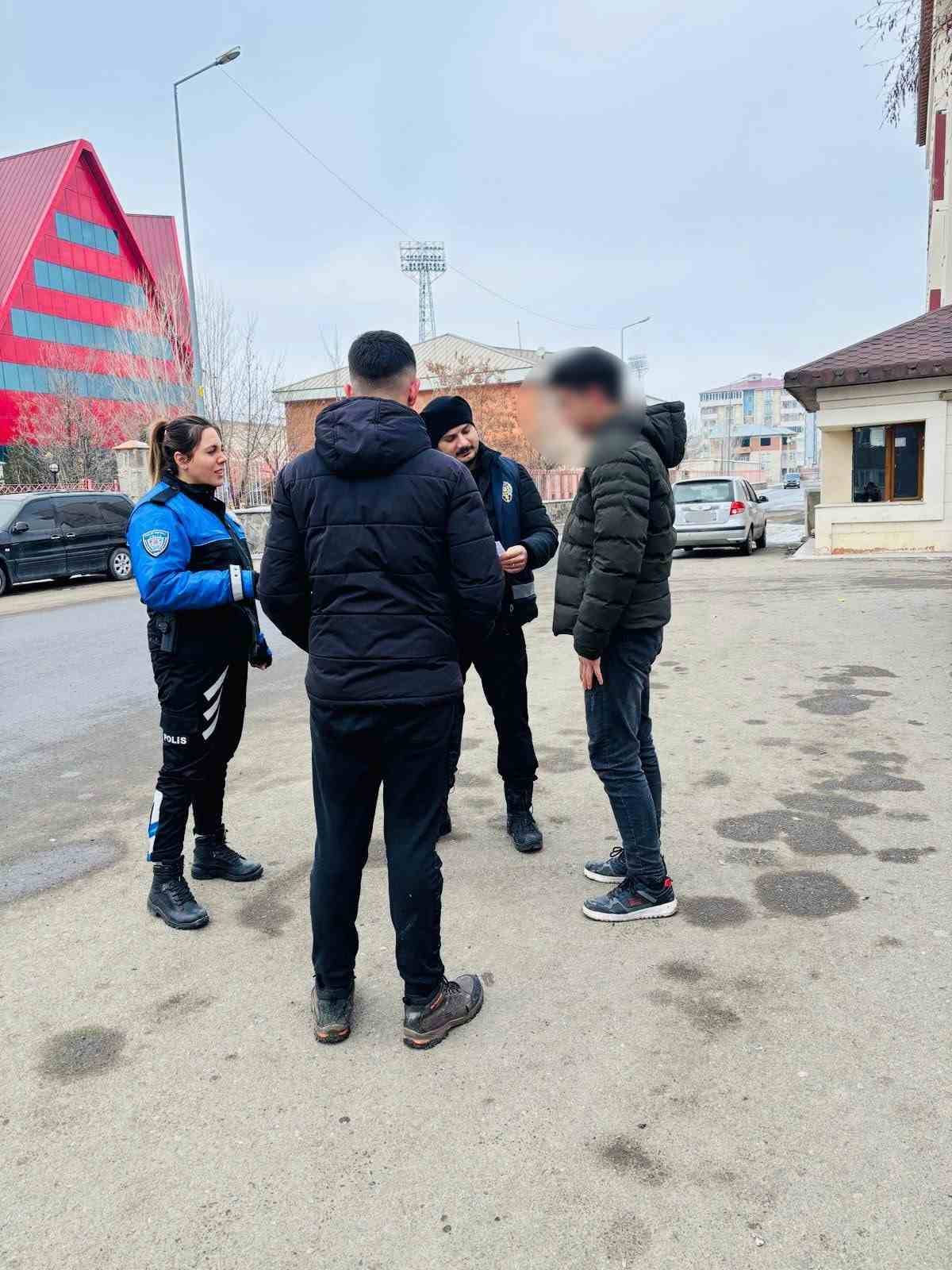 Ağrı&rsquo;da &ccedil;ocukların g&uuml;venliği i&ccedil;in seminer ve denetimler yapıldı
