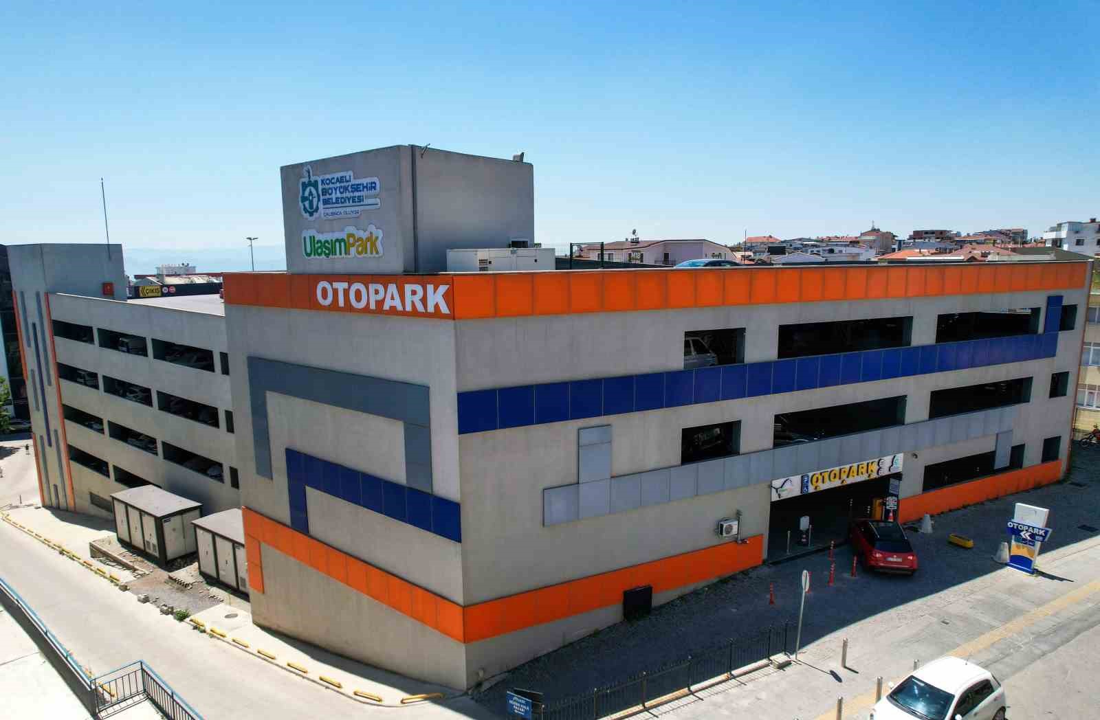 B&uuml;y&uuml;kşehir otoparklarına 3 milyona yakın ara&ccedil; giriş-&ccedil;ıkış yaptı
