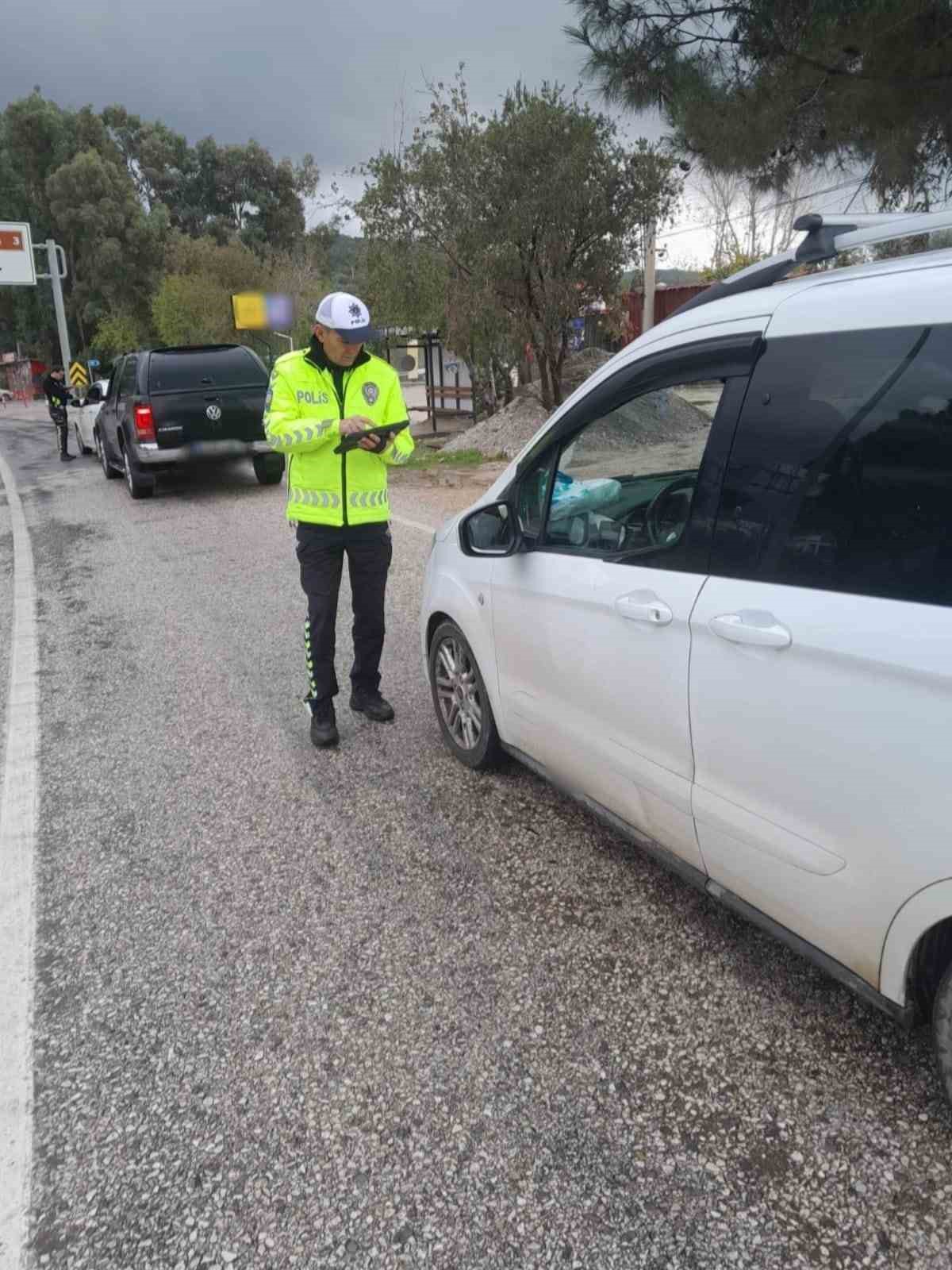 Antalya’da son iki haftada 126 bin 649 araç ve sürücü kontrol edildi