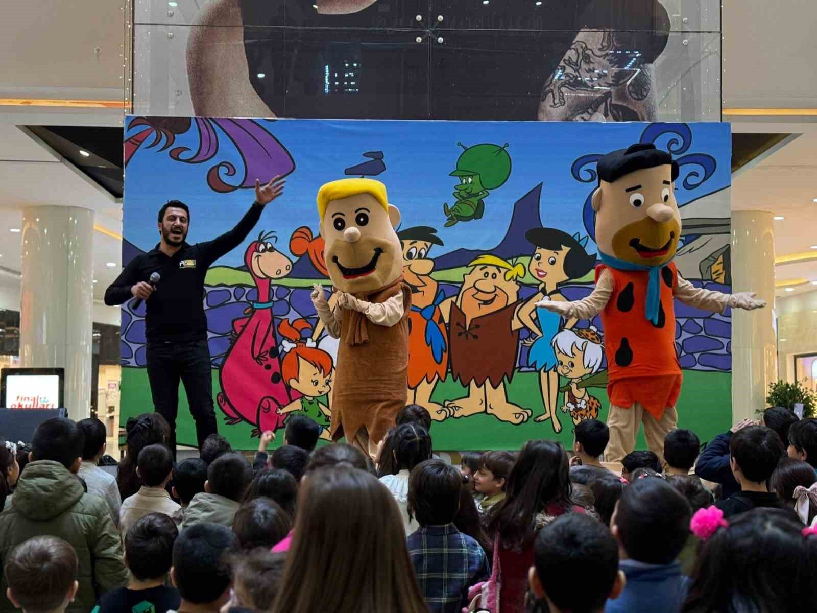 Mardin&rsquo;de s&ouml;mestir tatilinde Taş Devri etkinliği d&uuml;zenlendi
