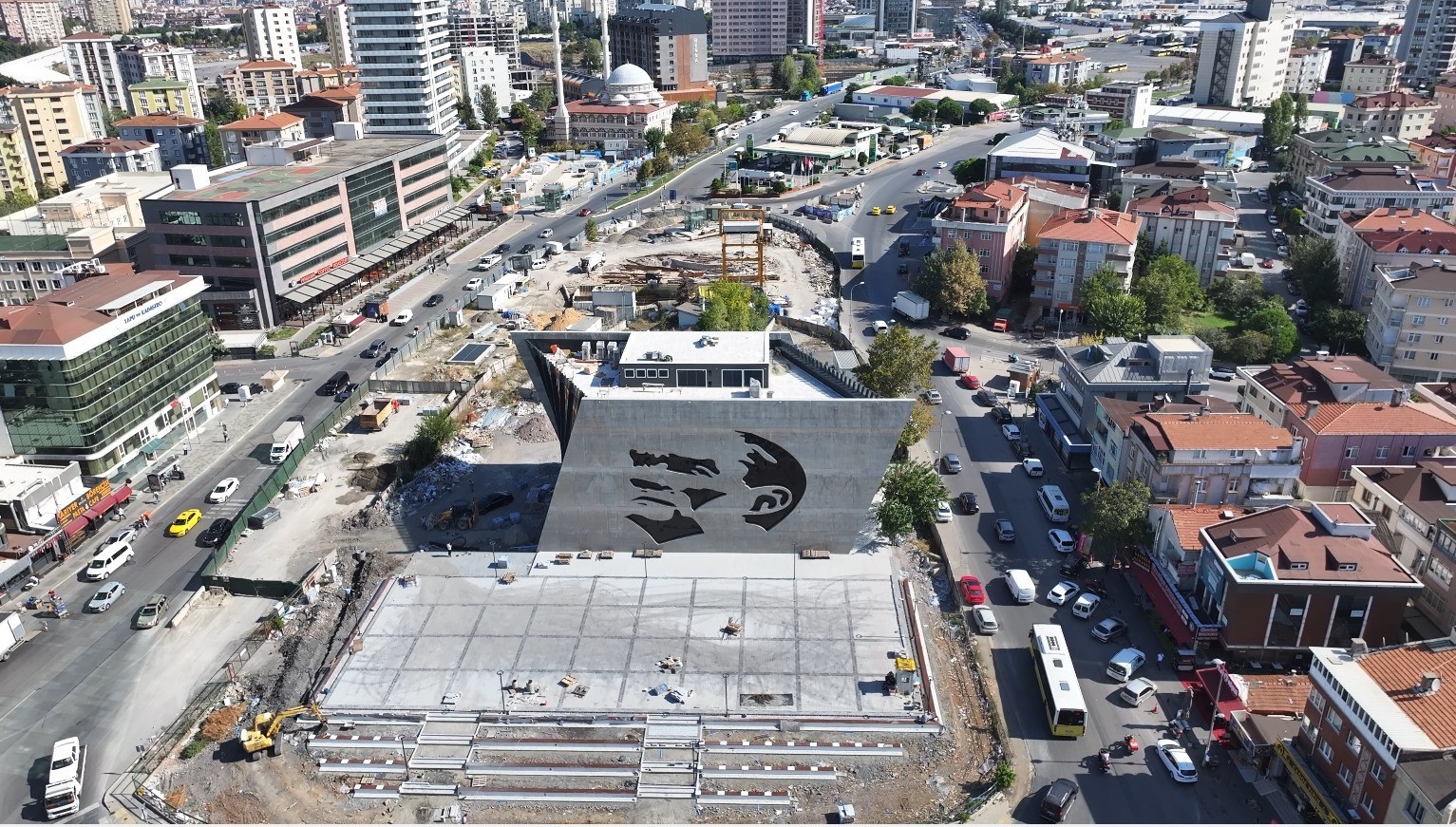 En b&uuml;y&uuml;k Atat&uuml;rk K&uuml;t&uuml;phanesi Ataşehir&rsquo;de hayata ge&ccedil;iyor
