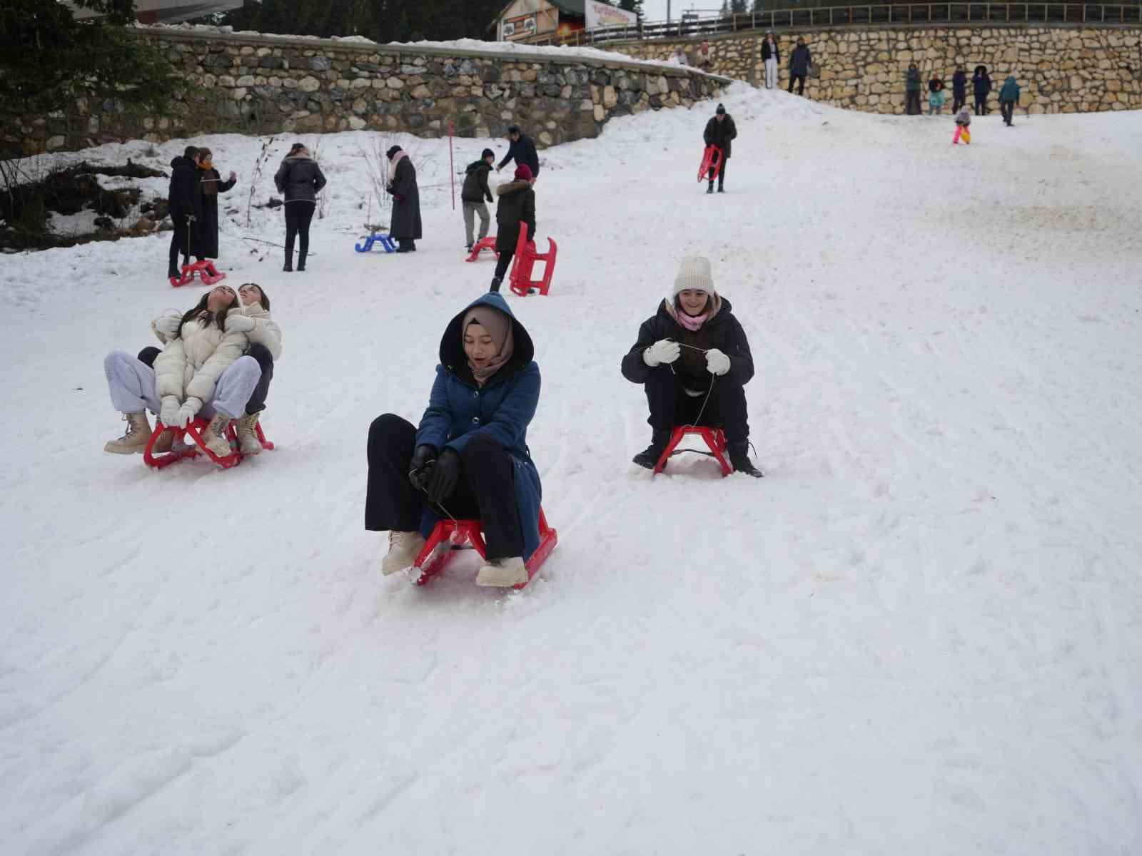 Ilgaz Dağı’nda yarıyıl tatili coşkusu