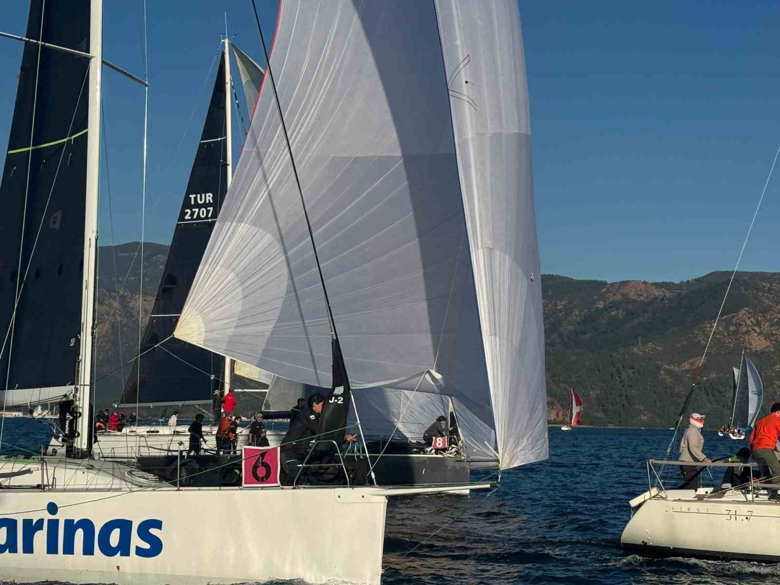 Marmaris’te kış trofesi rüzgarla başladı