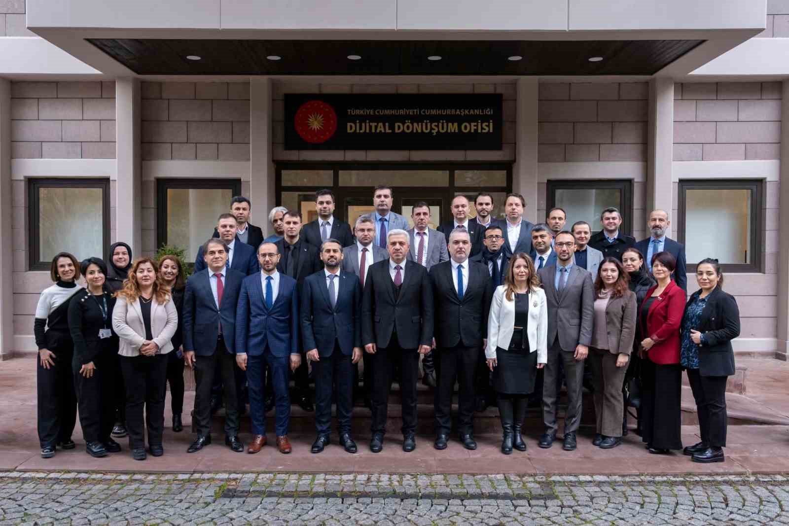 S&ouml;ğ&uuml;t Belediyesi, E-Devlet Kapısı Belediye Hizmetleri &Ccedil;alıştayı&rsquo;na katıldı
