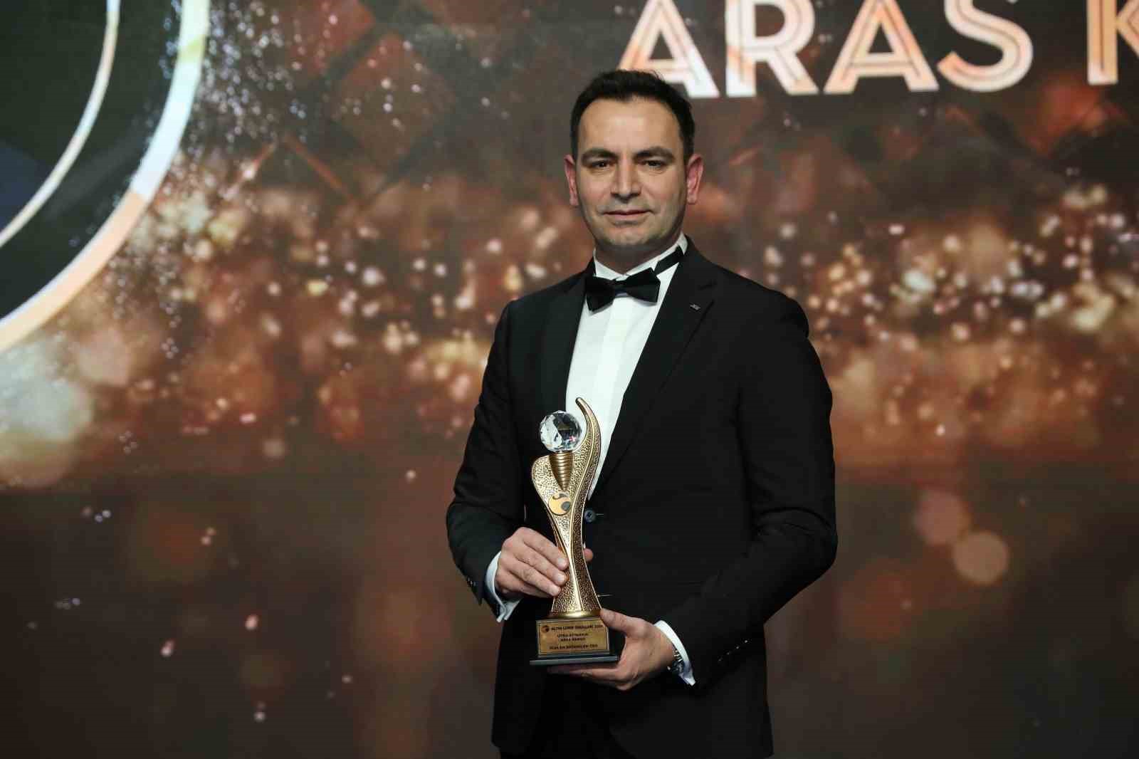 Aras Kargo&rsquo;ya Altın Lider &Ouml;d&uuml;lleri&rsquo;nde 5 &ouml;d&uuml;l
