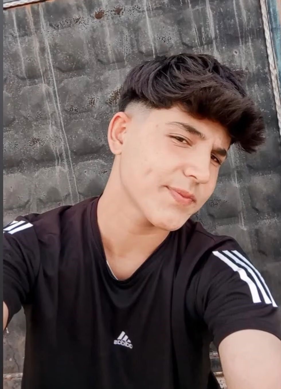 Otomobille &ccedil;arpışan motosikletli gen&ccedil;, 11 g&uuml;nl&uuml;k yaşam savaşını kaybetti
