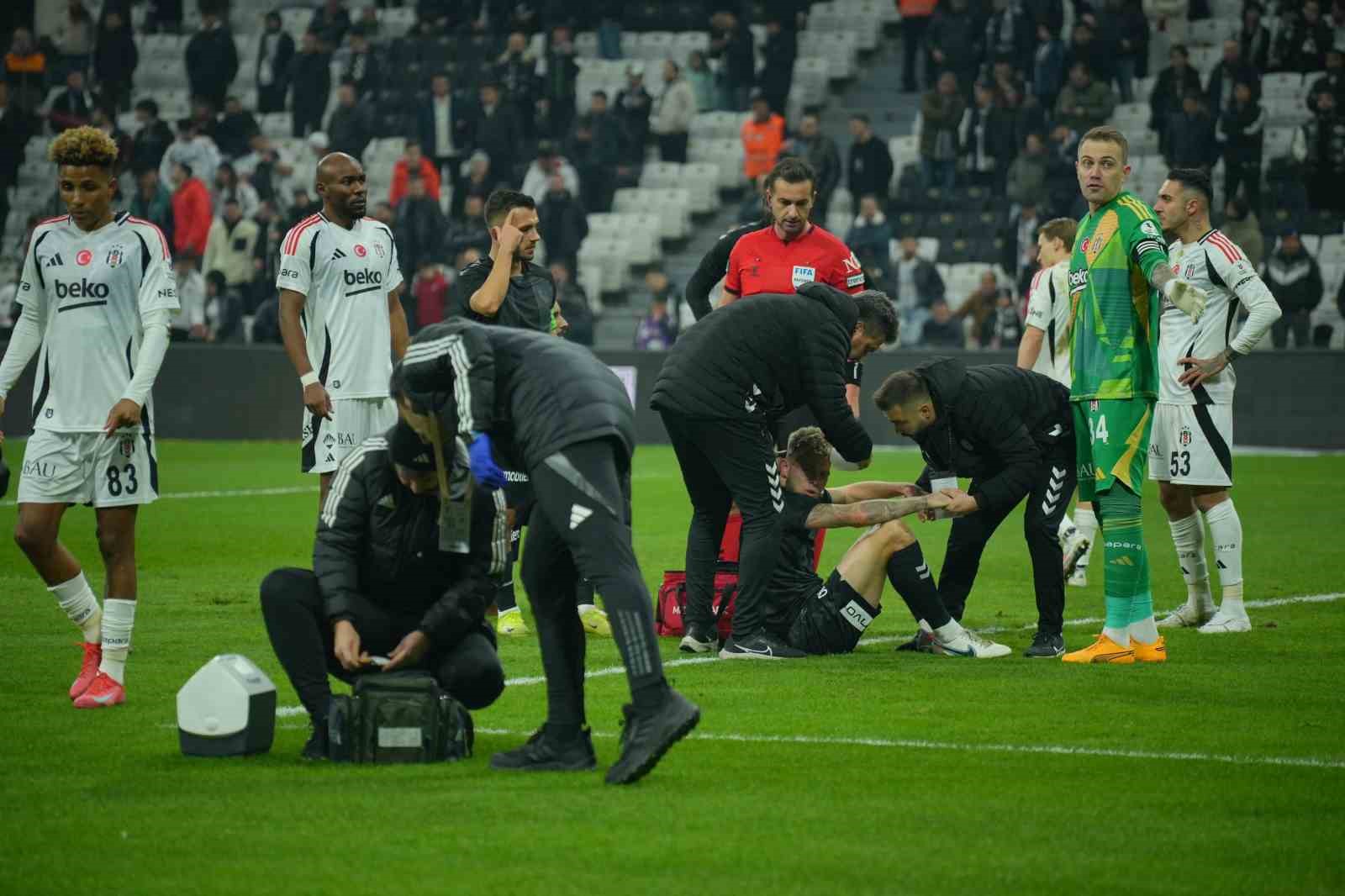 Trendyol Süper Lig: Beşiktaş: 0 - Samsunspor: 0 (Maç devam ediyor)
