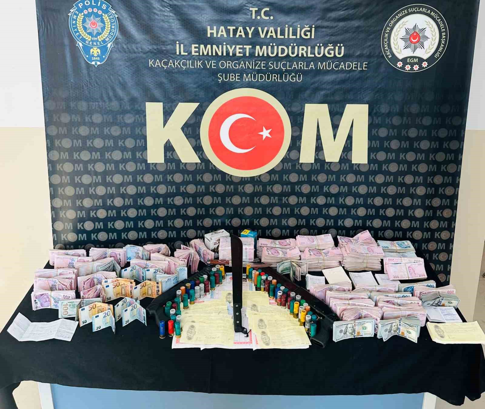 Hatay’daki tefecilik ve kumar operasyonunda 4 kişi tutuklandı