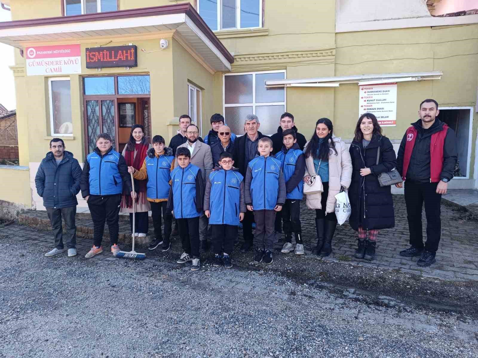 Gen&ccedil;lik Merkezi g&ouml;n&uuml;ll&uuml;leri g&ouml;n&uuml;lleri fethetmeye devam ediyor

