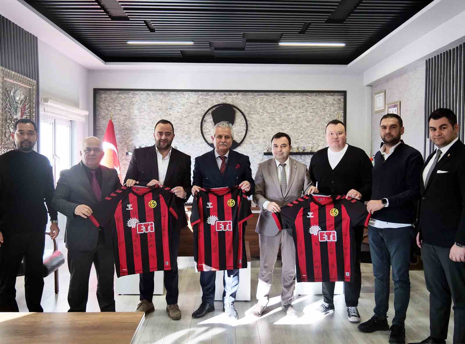 Eskişehirspor&rsquo;dan, L Tipi Kapalı Ceza İnfaz Kurumu&rsquo;na ziyaret
