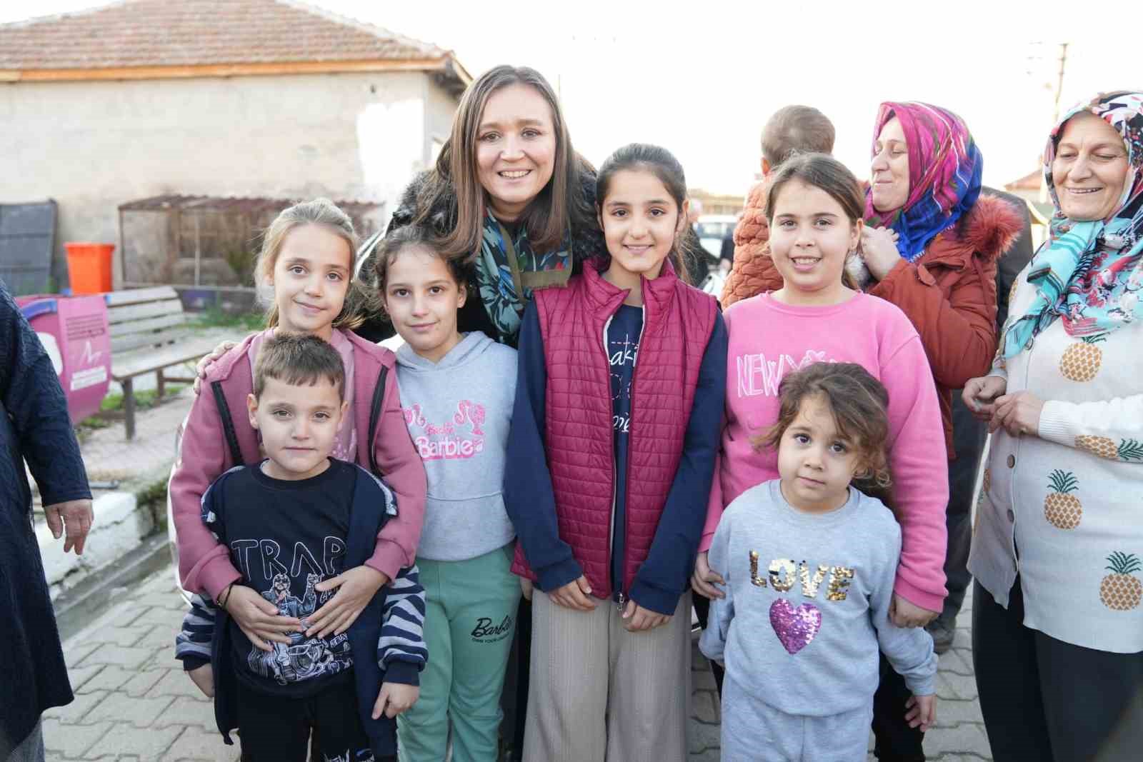 Başkan Zeyrek ve Durbay&rsquo;dan 4 mahalleye &ccedil;ıkarma
