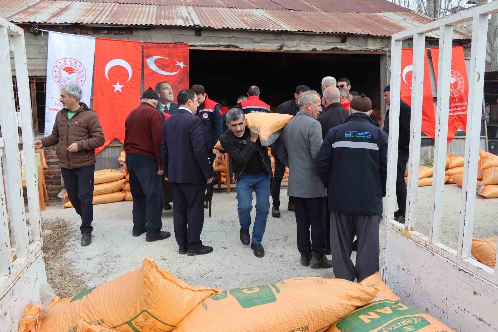 Afetzede &ccedil;ift&ccedil;ilere g&uuml;bre desteği
