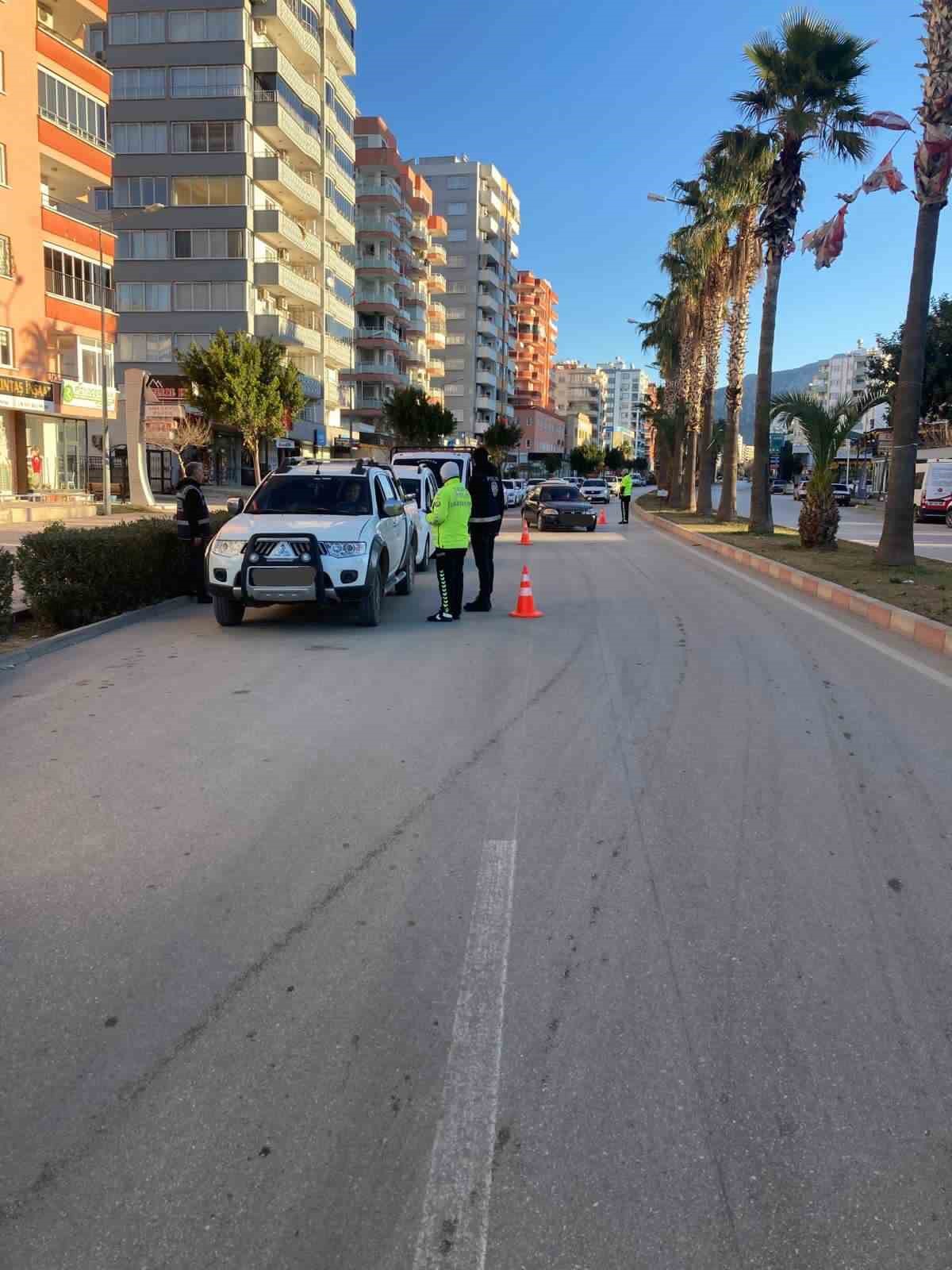 Kozan&rsquo;da 9 h&uuml;k&uuml;ml&uuml; yakalandı
