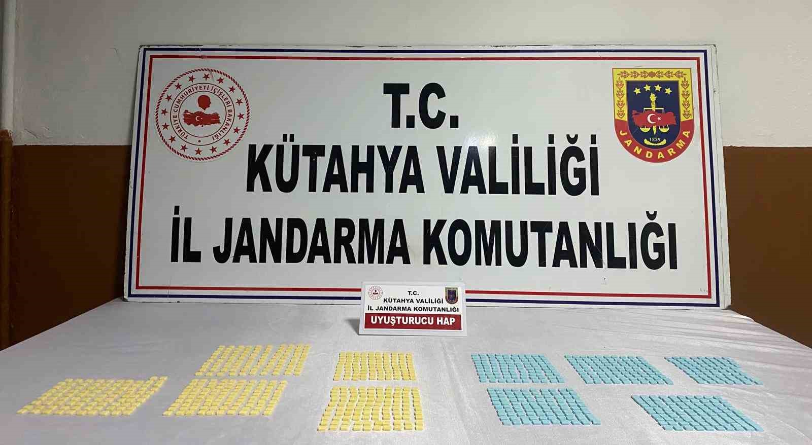 Kütahya’da 966 adet uyuşturucu hap ele geçirildi, 1 şüpheli tutuklandı