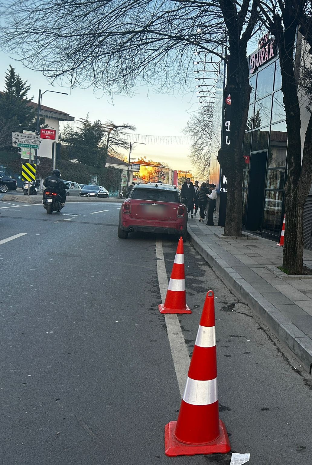 Beşiktaş’ta gerçekleştirilen vale denetiminde ceza yağdı: 1 firari yakalandı
