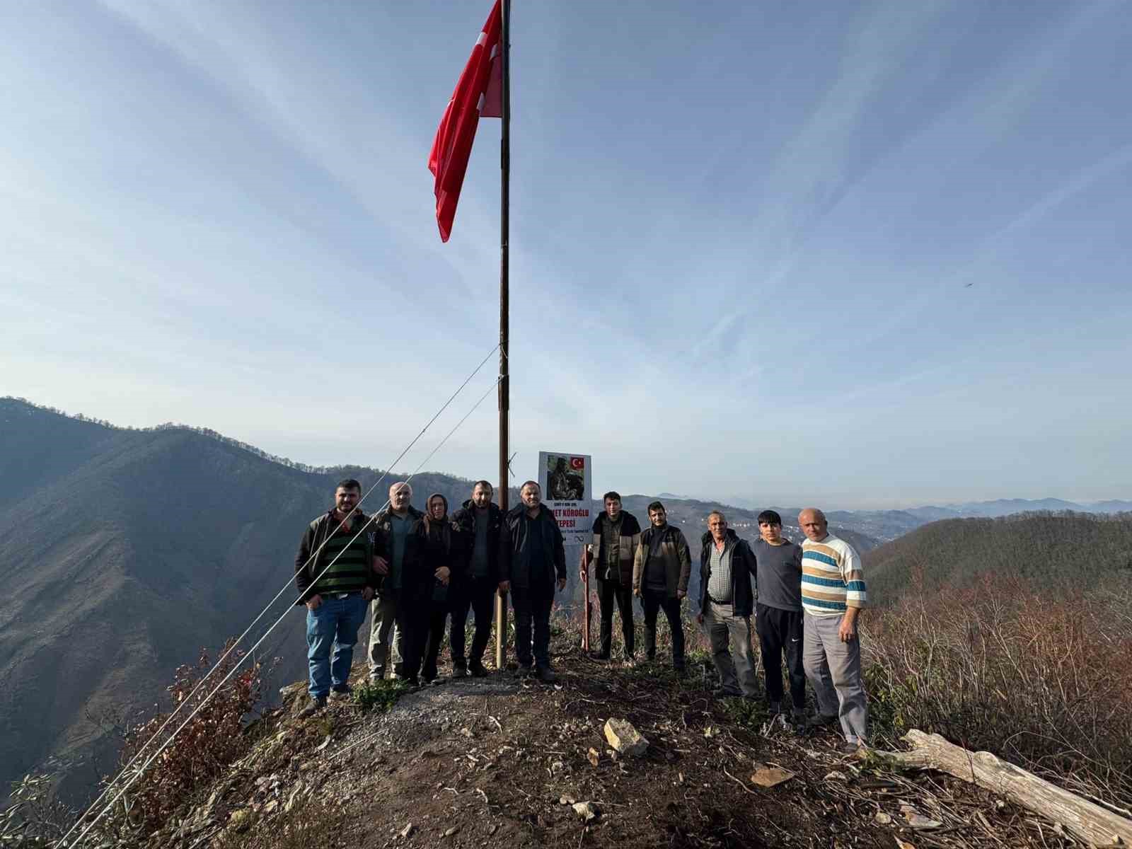 Giresun’da Şehit Ahmet Köroğlu için bayrak değişimi