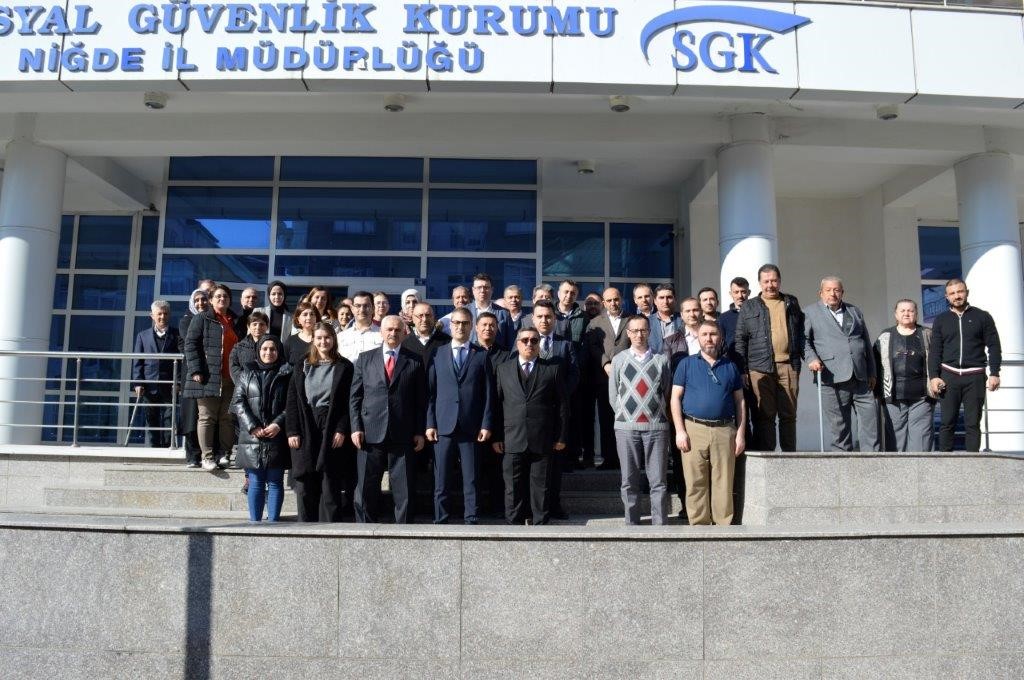 SGK Niğde İl M&uuml;d&uuml;rl&uuml;ğ&uuml;&rsquo;nde devir teslim t&ouml;reni yapıldı
