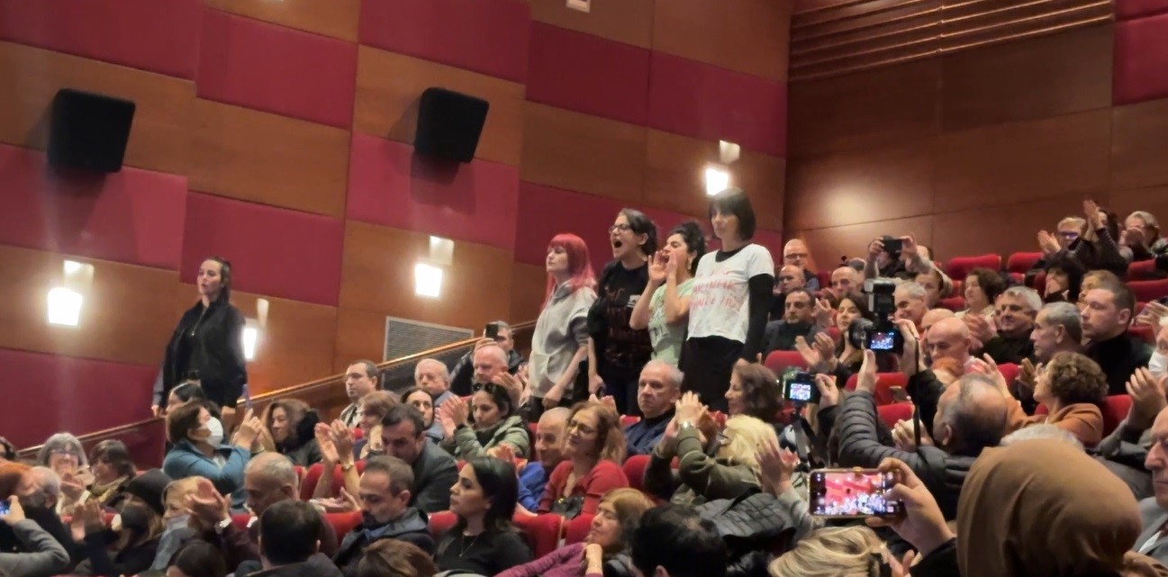 &Ouml;zg&uuml;r &Ouml;zel: &ldquo;Cumhuriyet Halk Partisi se&ccedil;ime hazır&rdquo;
