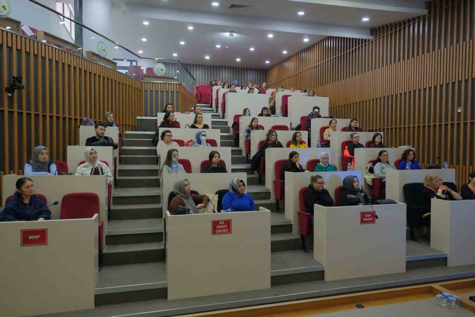 Vatandaşla belediye arasında köprü olan birime, iletişim eğitimi