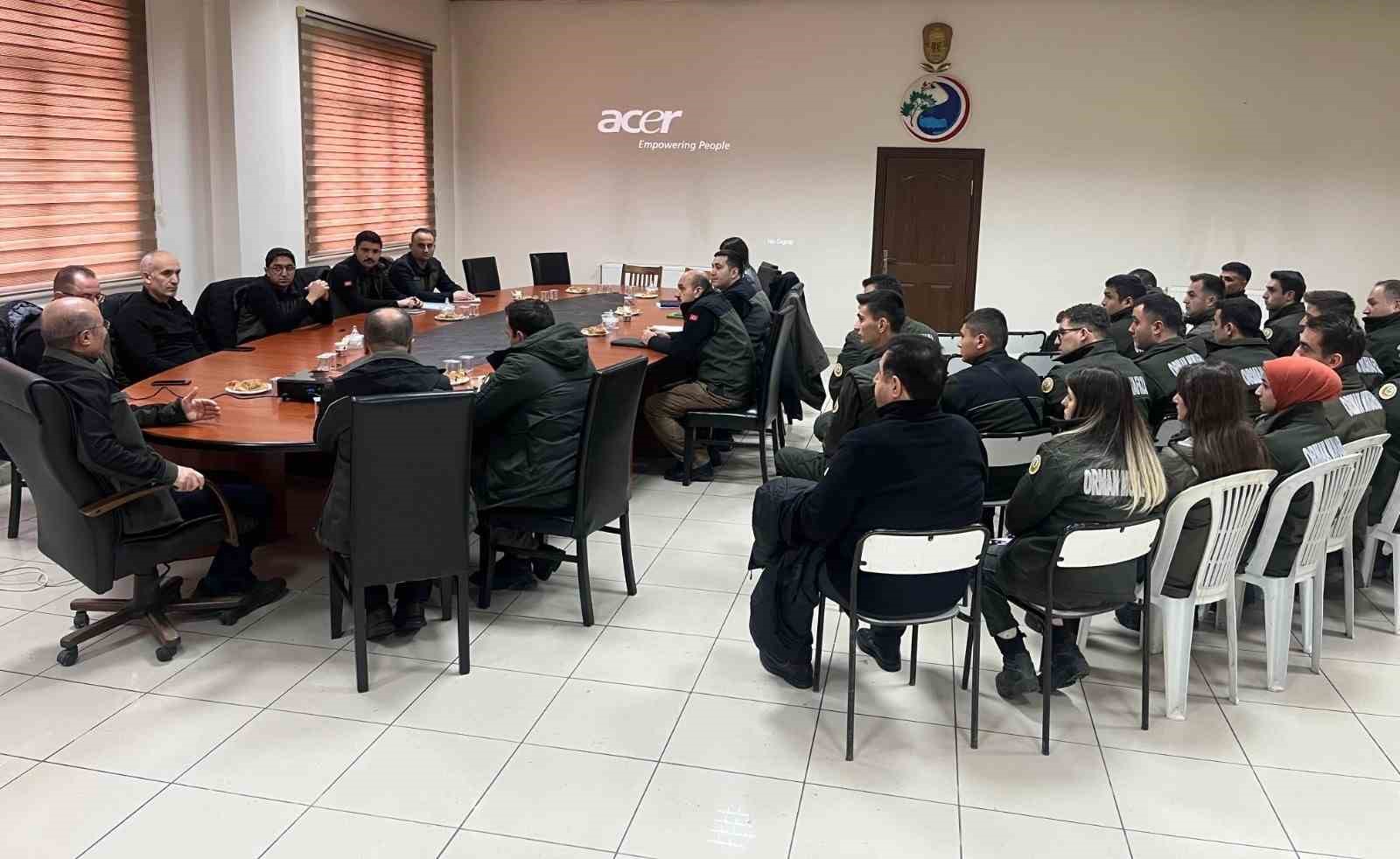 Erzincan Orman İşletme Müdürlüğü’nde hizmet içi eğitim programları tamamlandı