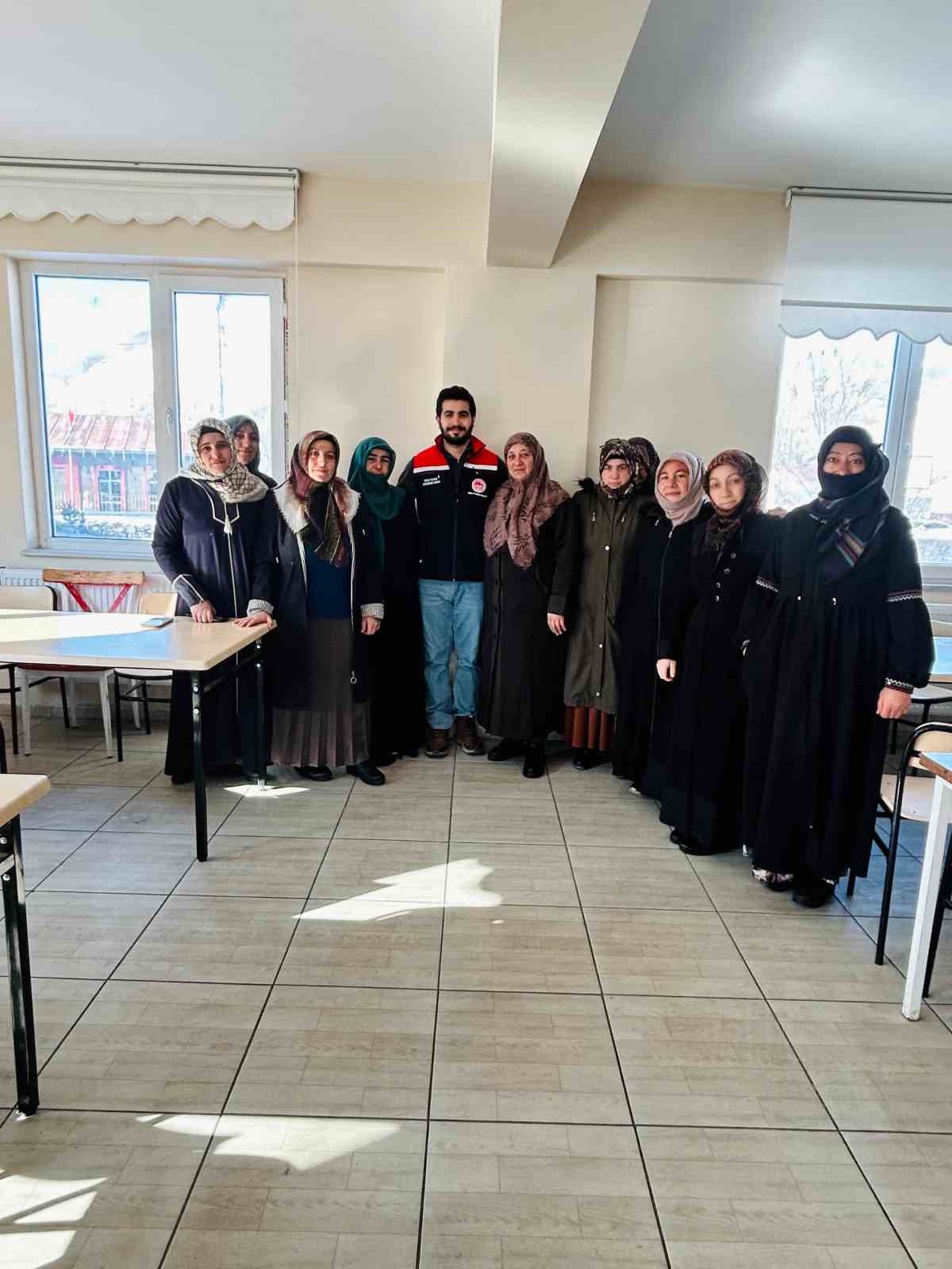 Kars&rsquo;ta B&uuml;y&uuml;kbaş Hayvancılıkta Sağım Hijyeni ve Sanitasyon kursları başladı
