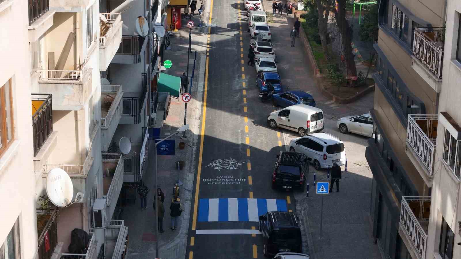 Aydın Büyükşehir Belediyesi’nin yol çalışması vatandaşları memnun etti