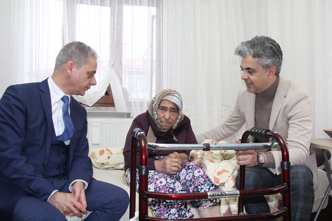 Evde Sağlık Hizmetleri birimleri 2024 yılında 20 bin 325 ev ziyareti gerçekleştirdi