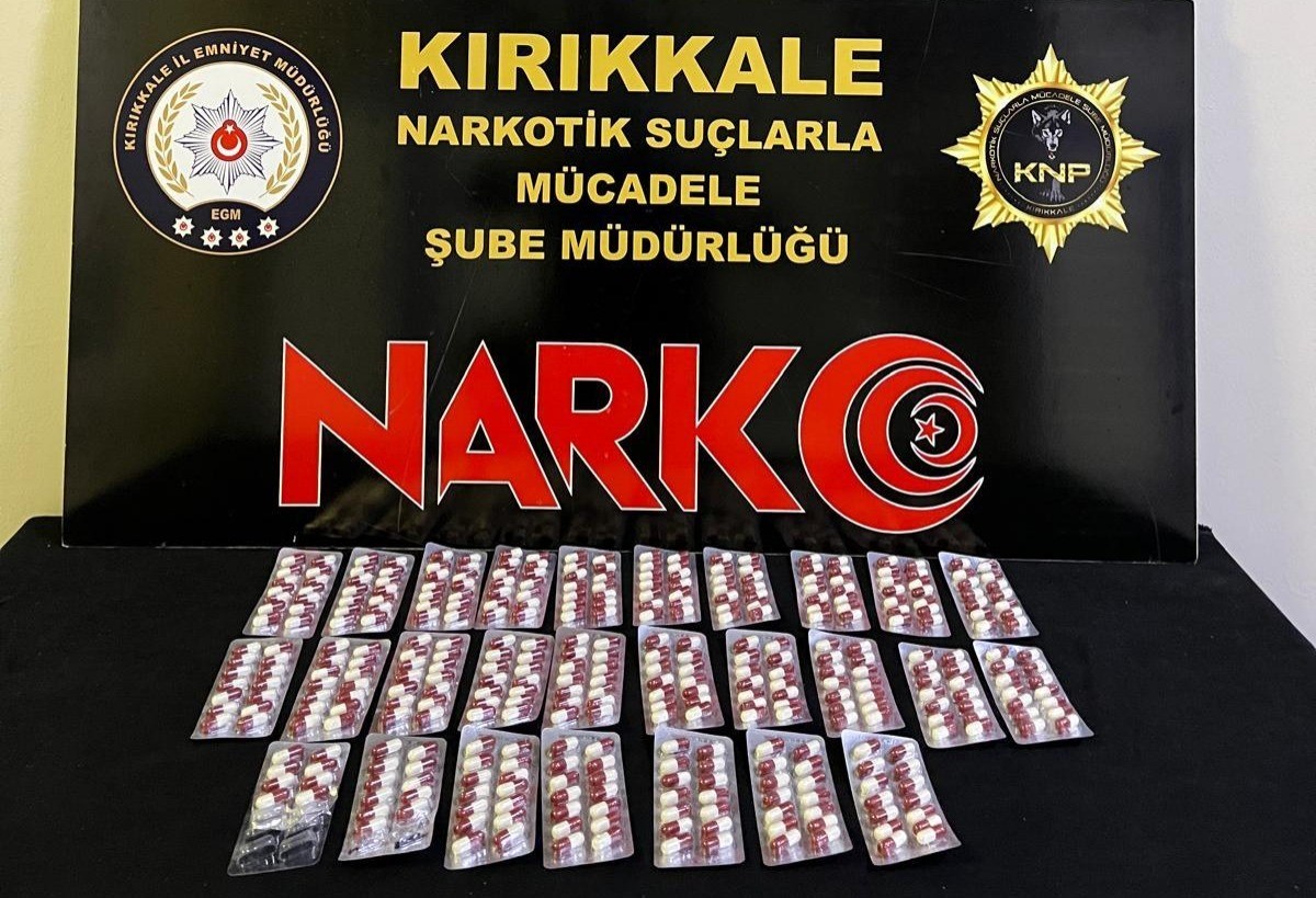 Kırıkkale’deki uyuşturucu operasyonlarında yakalanan 4 şüpheli tutuklandı