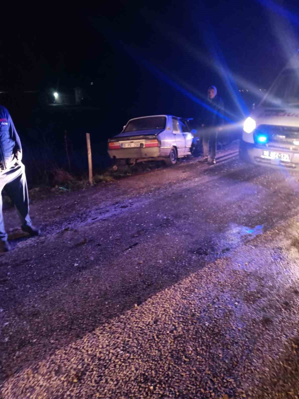 Manyas-Susurluk yolunda zincirleme kaza: 2 yaralı