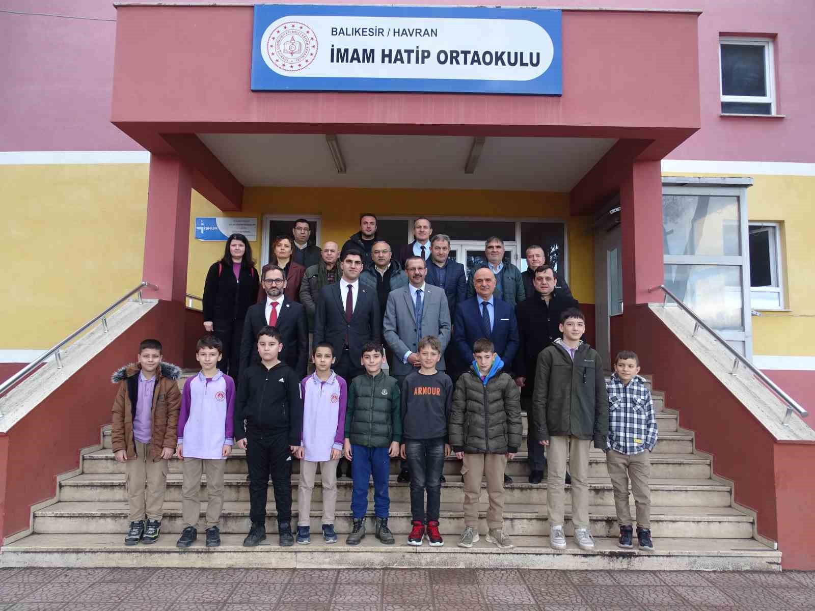 Havran&rsquo;da hafızlığa ilk adım programı d&uuml;zenlendi
