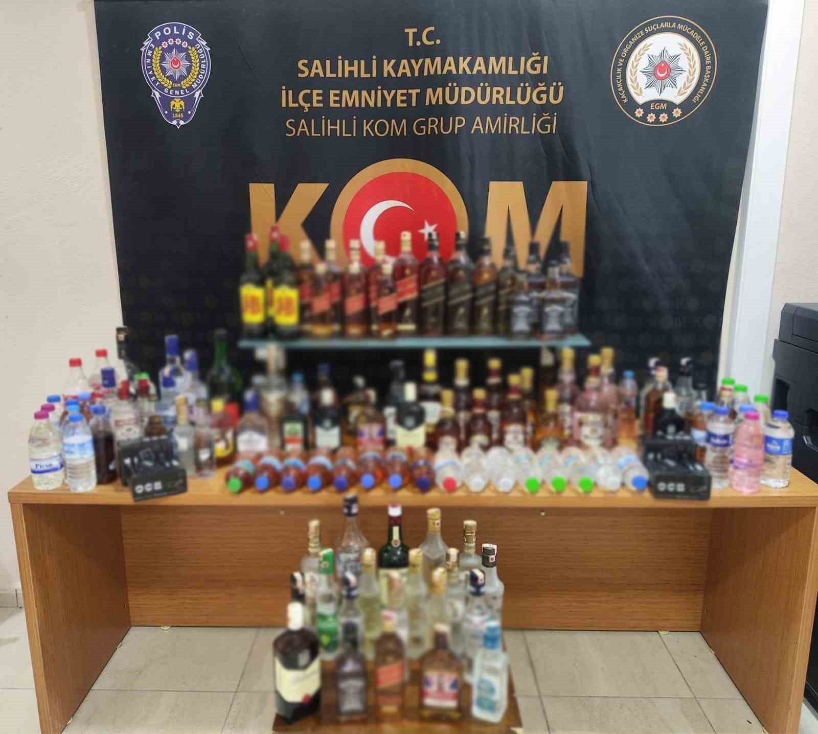 Manisa’da 62 litre gümrük kaçağı alkol ele geçirildi