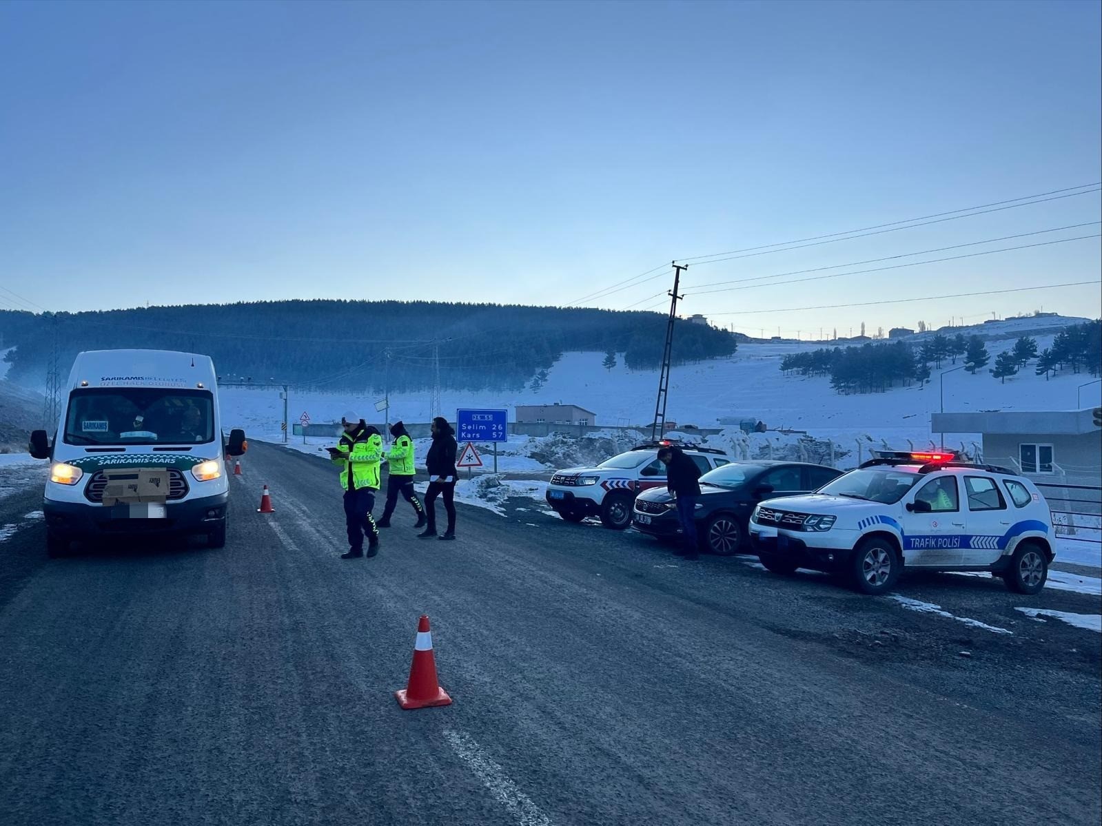 Kars’ta Jandarmadan şok güvenlik uygulamaları