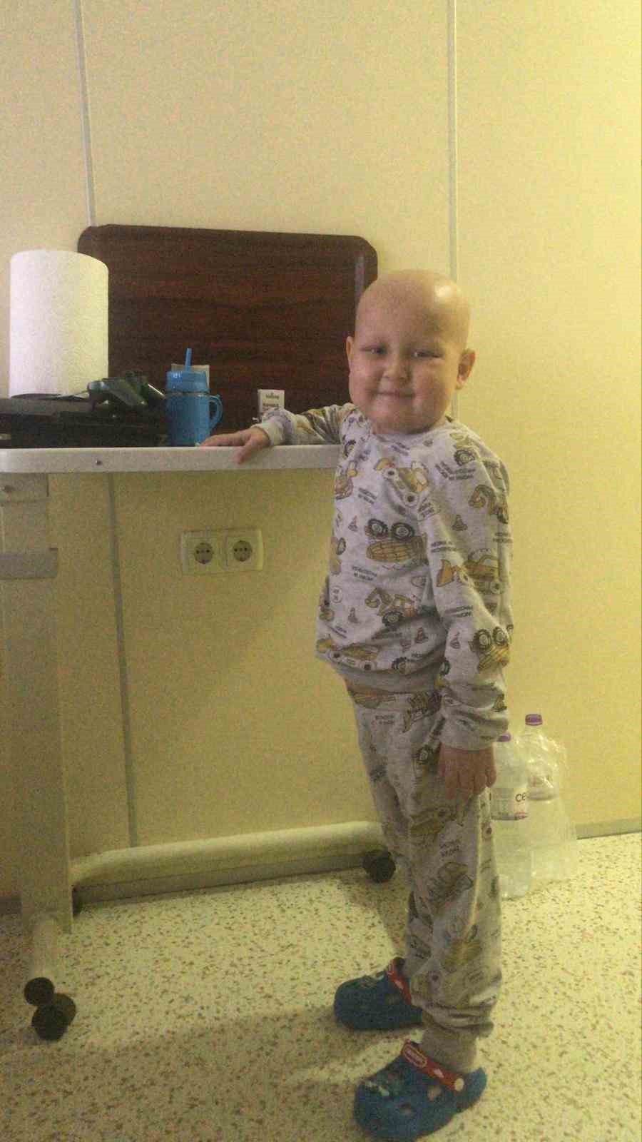 L&ouml;semi hastası k&uuml;&ccedil;&uuml;k Onur i&ccedil;in kan bağış kampanyası d&uuml;zenlendi
