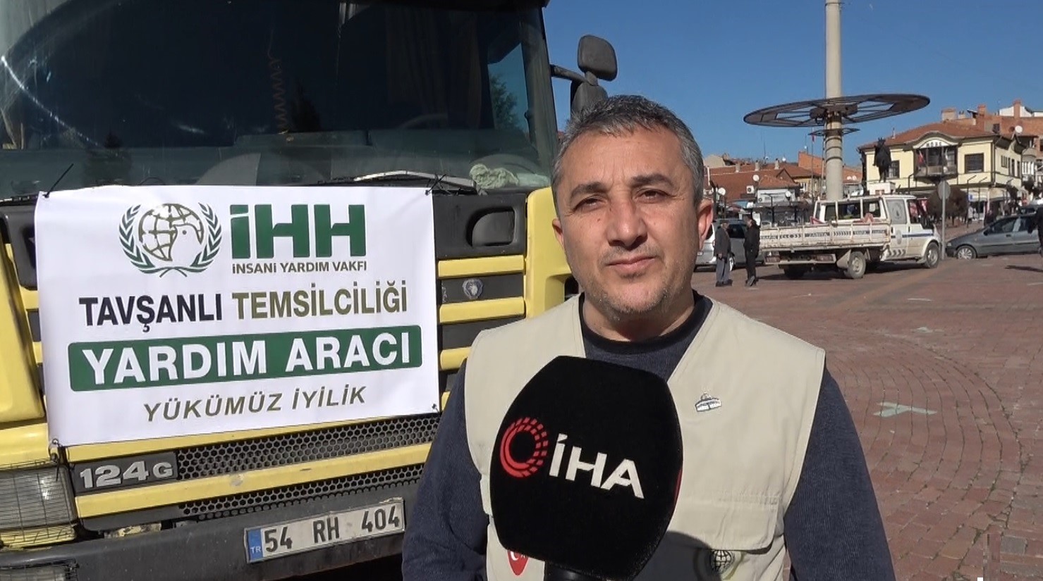 Tavşanlı&rsquo;dan Suriye&rsquo;ye yardım tırı yola &ccedil;ıktı
