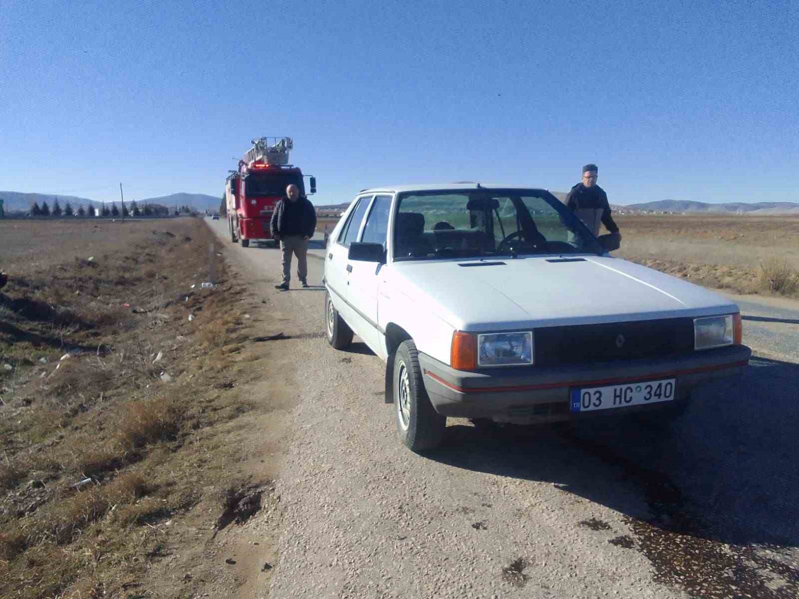 İki otomobilin çarpıştığı kazada sürücüler yaralandı