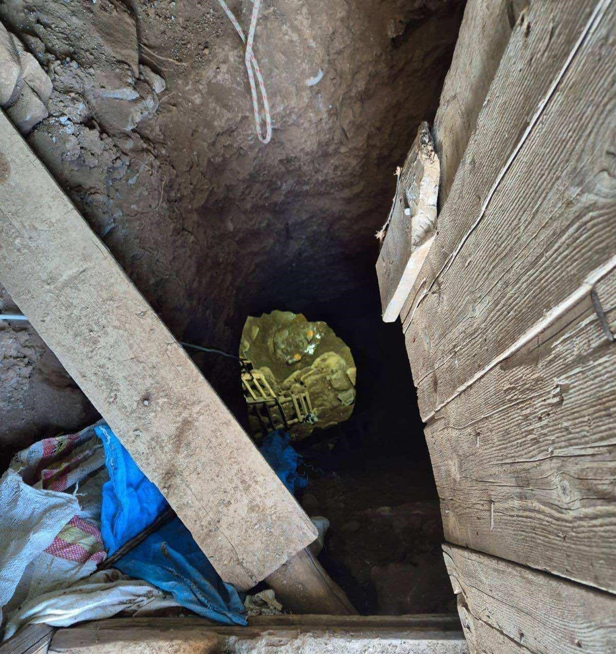 Muş&rsquo;ta sit alanında ka&ccedil;ak kazı yapan 7 kişi yakalandı
