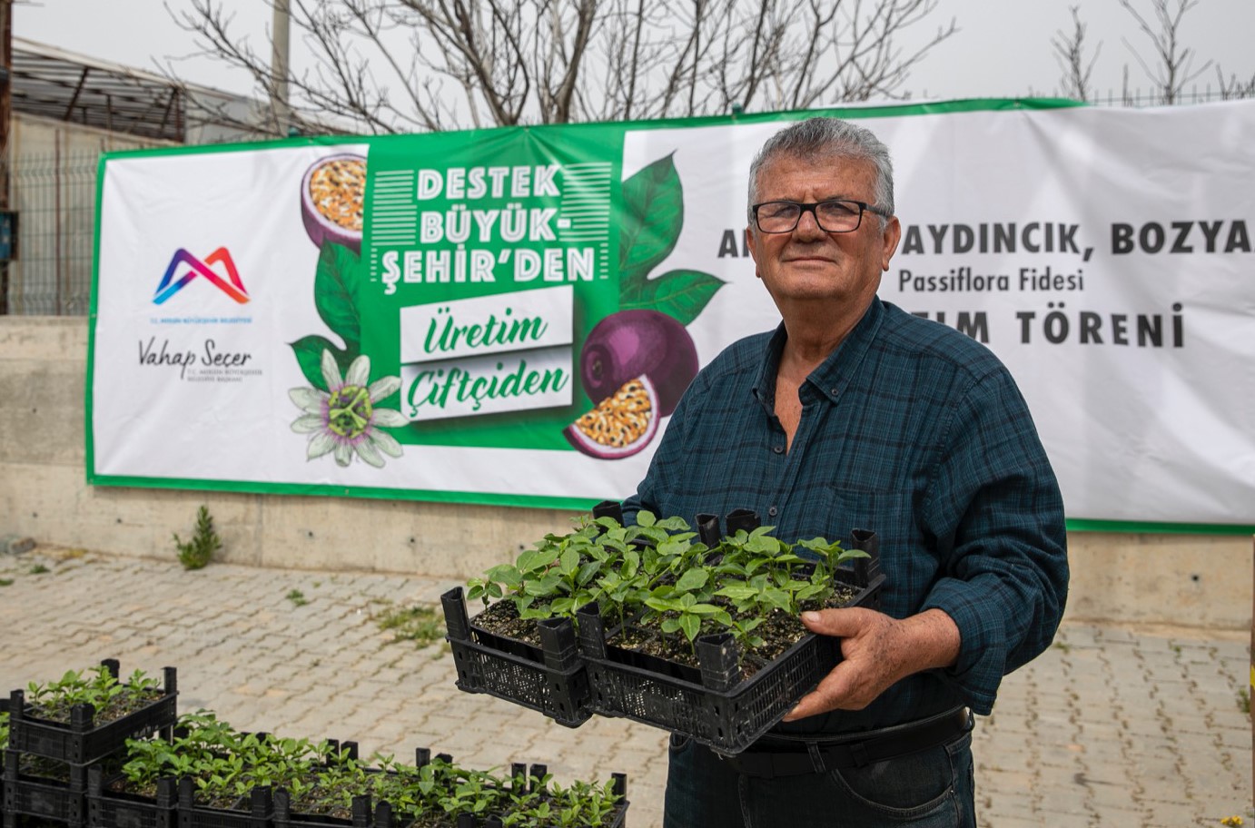 Mersin Büyükşehir Belediyesi, 2024’de üreticiyi desteklemeye devam etti