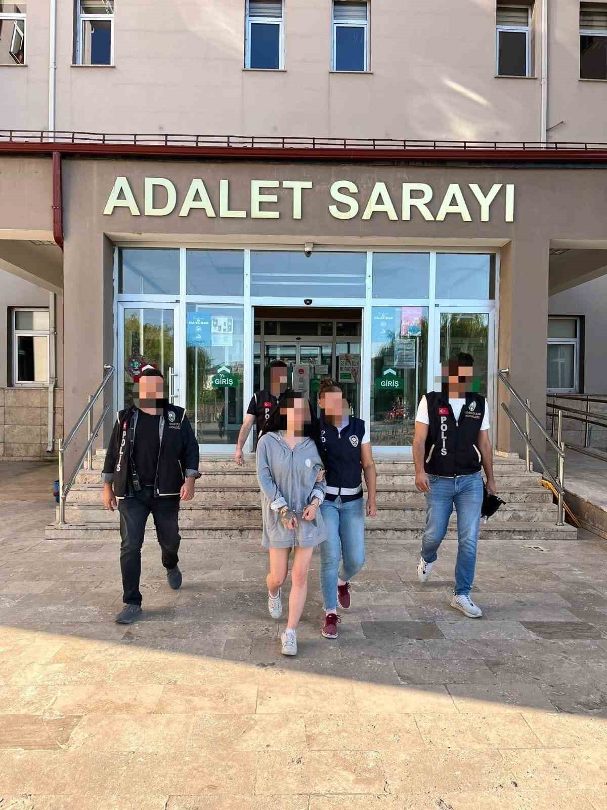 Peygamber Efendimize hakaret ettiği için ceza evine girmişti, Ümit Özdağ hayranı çıktı