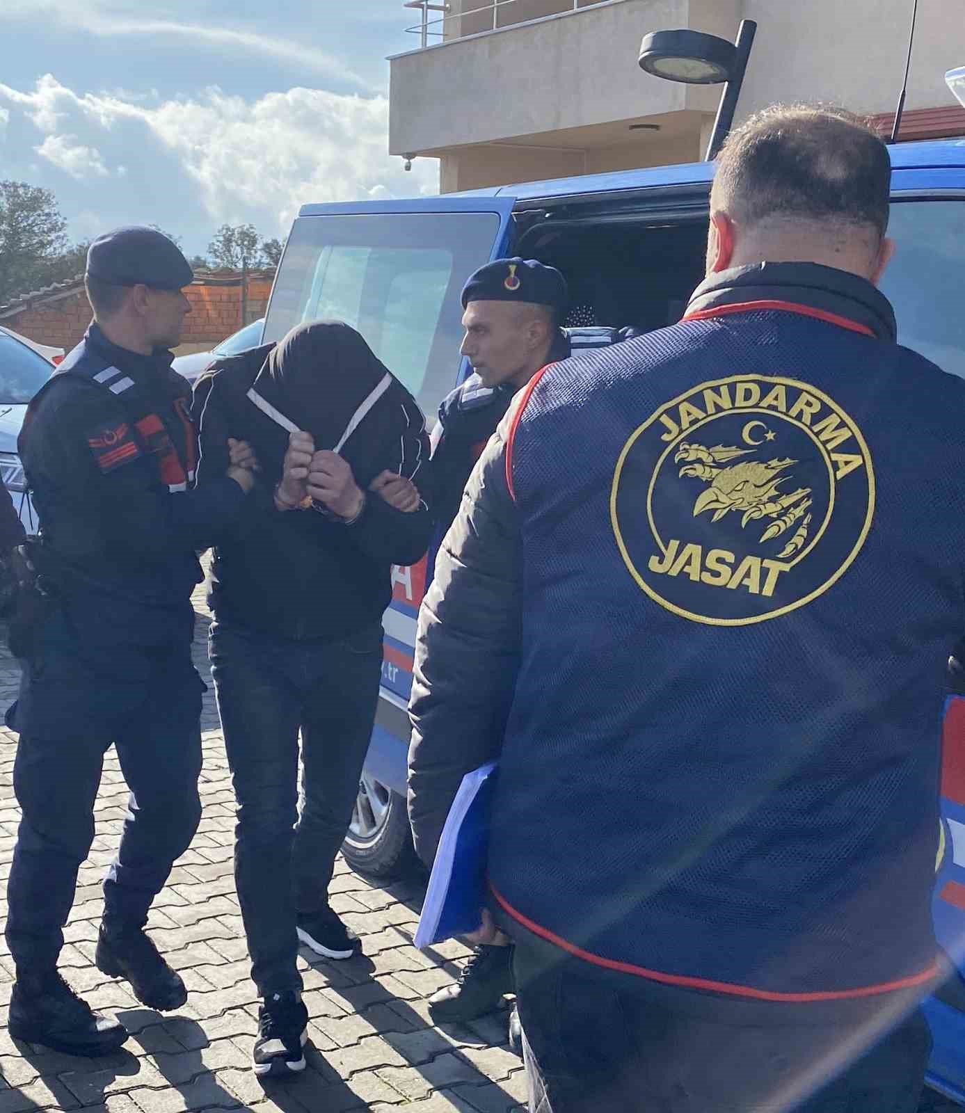 19 yıl &ouml;nce cinayete kurban giden turizmcinin yeğeni adliyeye sevk edildi
